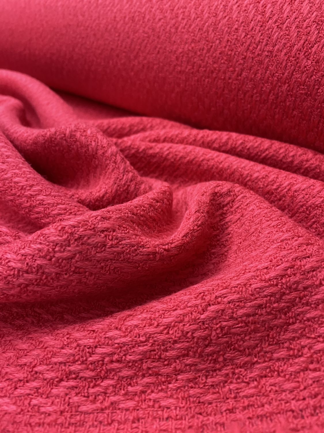 Ткань пальтовая ягодного цвета