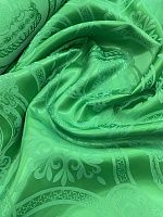 Ткань атласная зелёная с коронами в стиле Дольче Габбана