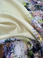 Ткань шёлк формодержащий молочного цвета в стиле Ungaro